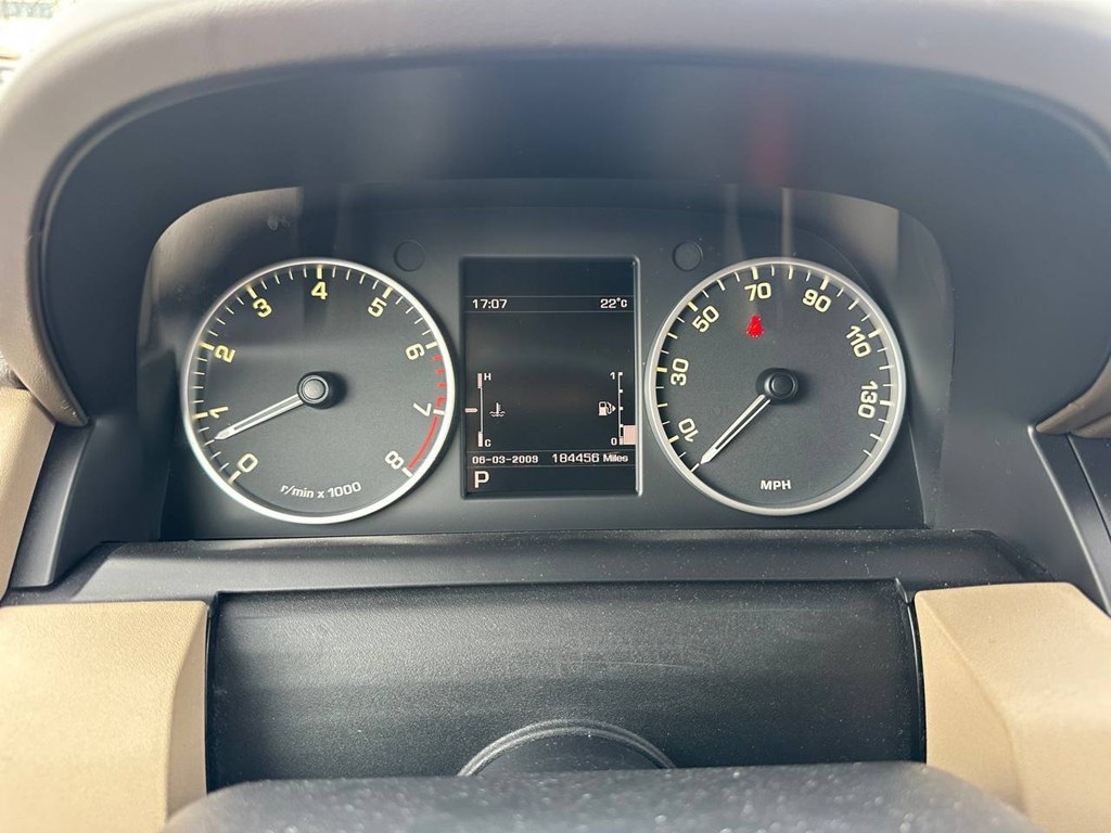 Land Rover LR4 4WD 4dr LUX 2013