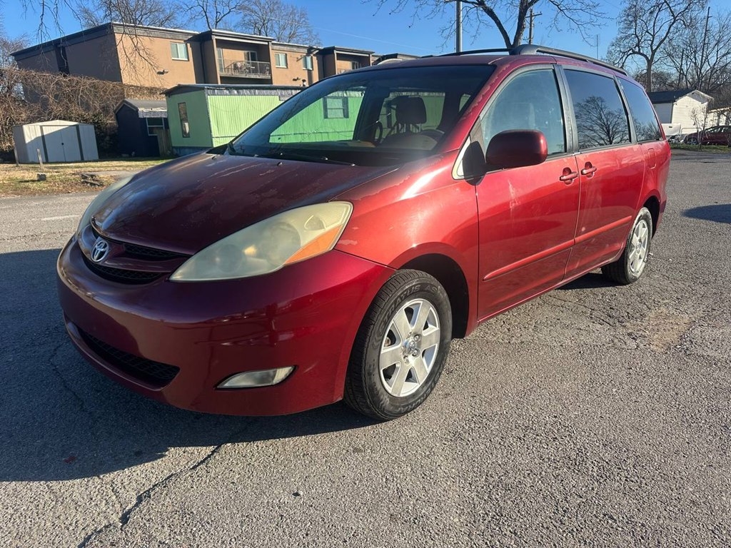 Toyota Sienna 5dr XLE FWD 7-Passenger (Natl) 2006