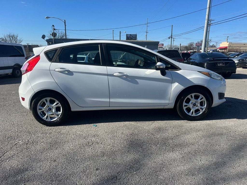 Ford Fiesta 5dr HB SE 2014