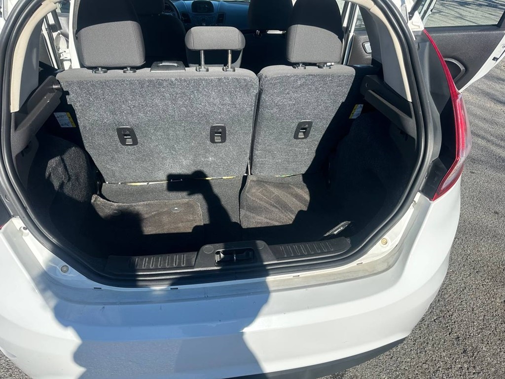 Ford Fiesta 5dr HB SE 2014