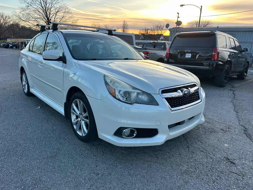 Subaru Legacy 4dr Sdn H4 Auto 2.5i Premium 2014