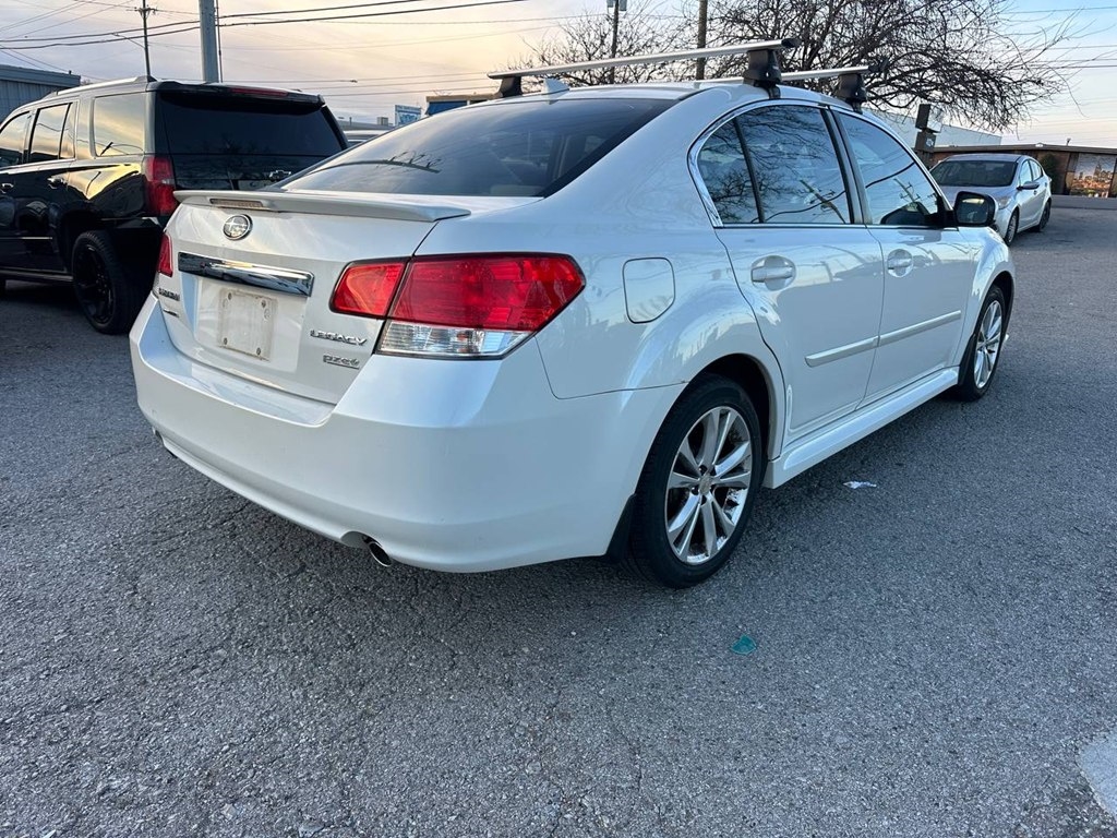 Subaru Legacy 4dr Sdn H4 Auto 2.5i Premium 2014