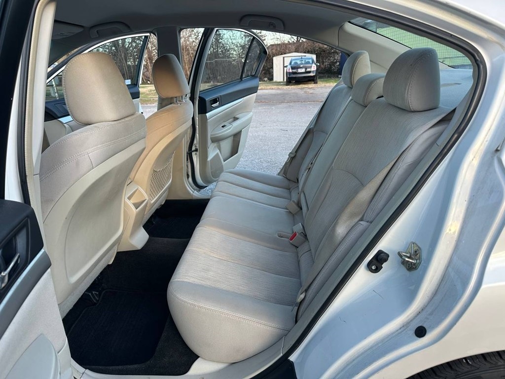 Subaru Legacy 4dr Sdn H4 Auto 2.5i Premium 2014