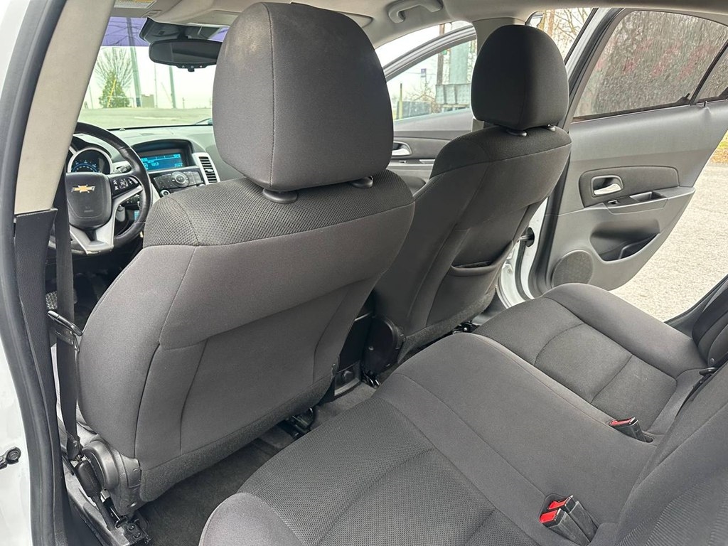 Chevrolet Cruze 4dr Sdn ECO 2012