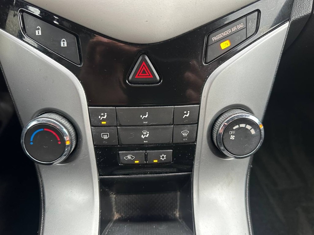 Chevrolet Cruze 4dr Sdn ECO 2012