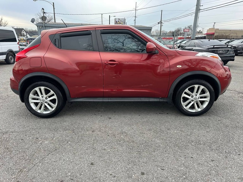 Nissan Juke 5dr Wgn CVT SV FWD 2014