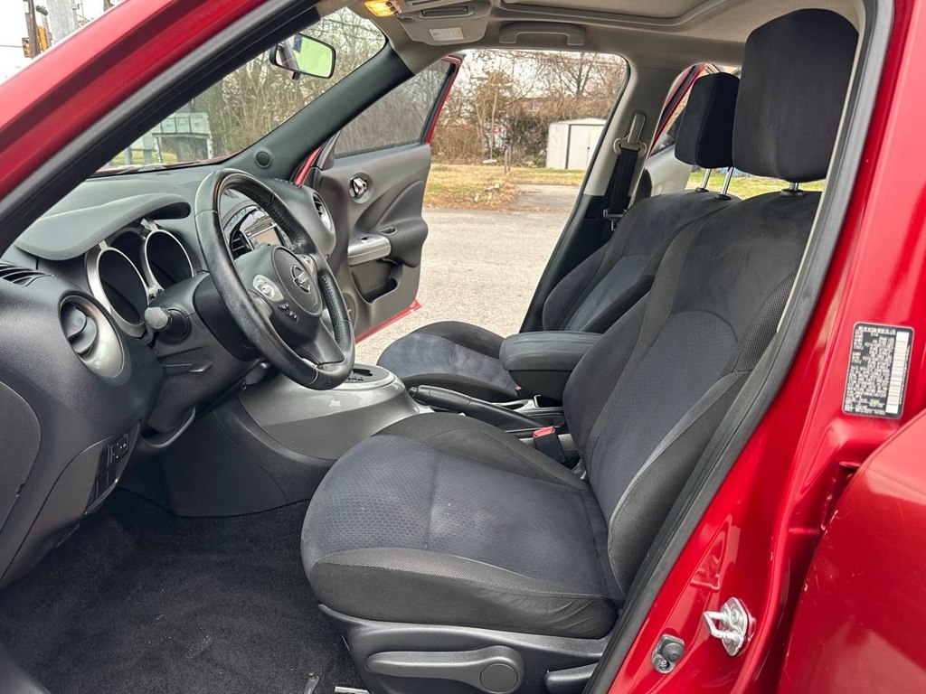 Nissan Juke 5dr Wgn CVT SV FWD 2014