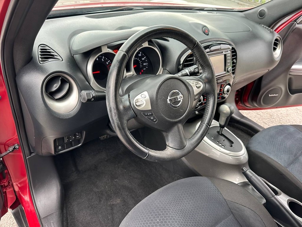 Nissan Juke 5dr Wgn CVT SV FWD 2014