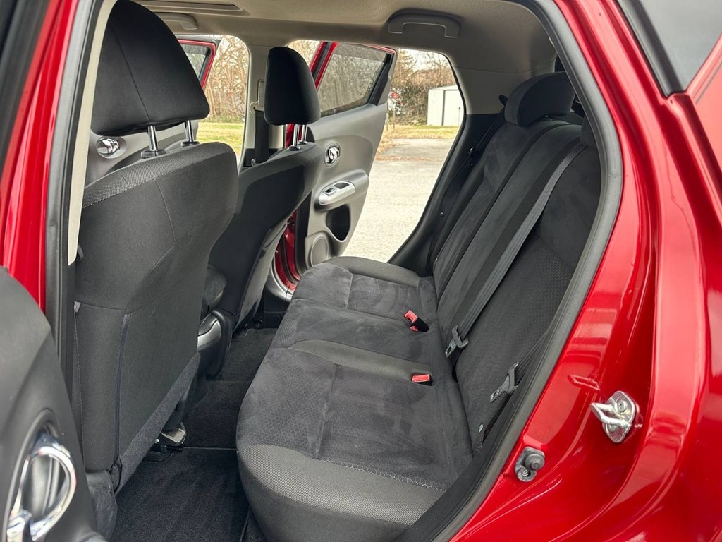 Nissan Juke 5dr Wgn CVT SV FWD 2014