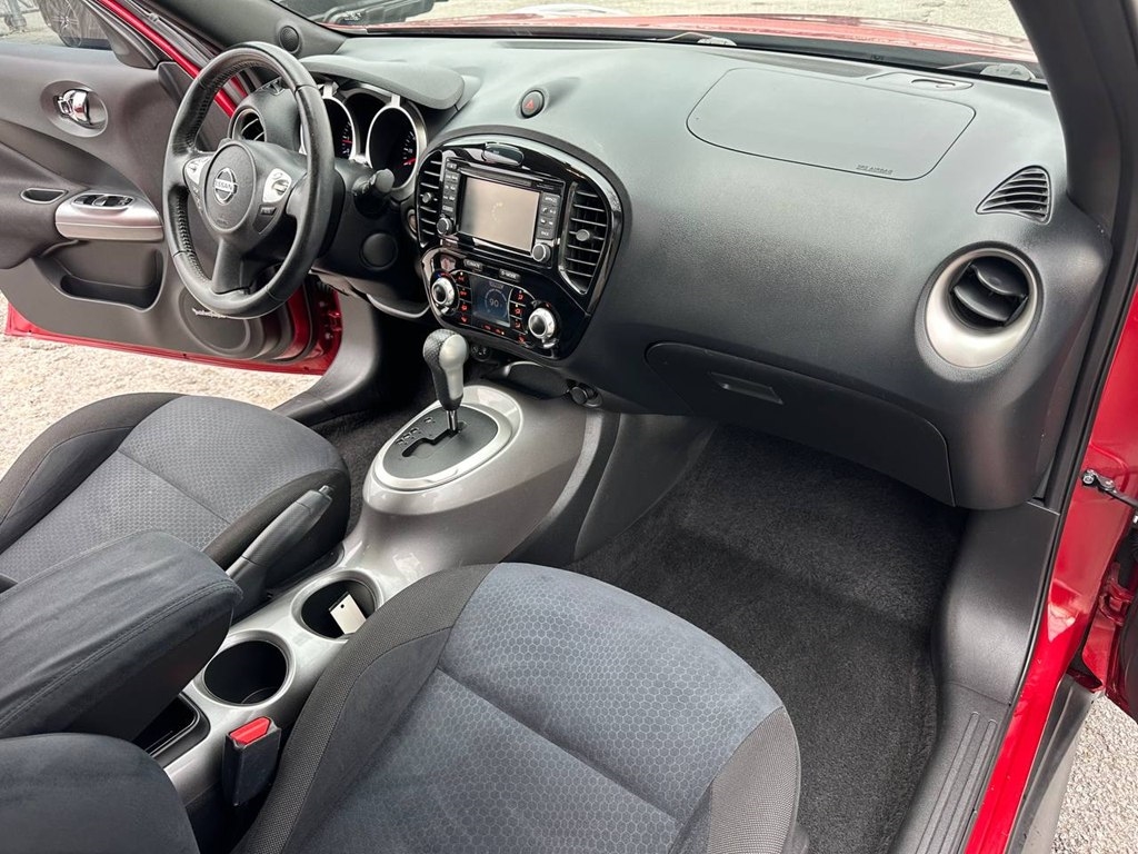 Nissan Juke 5dr Wgn CVT SV FWD 2014