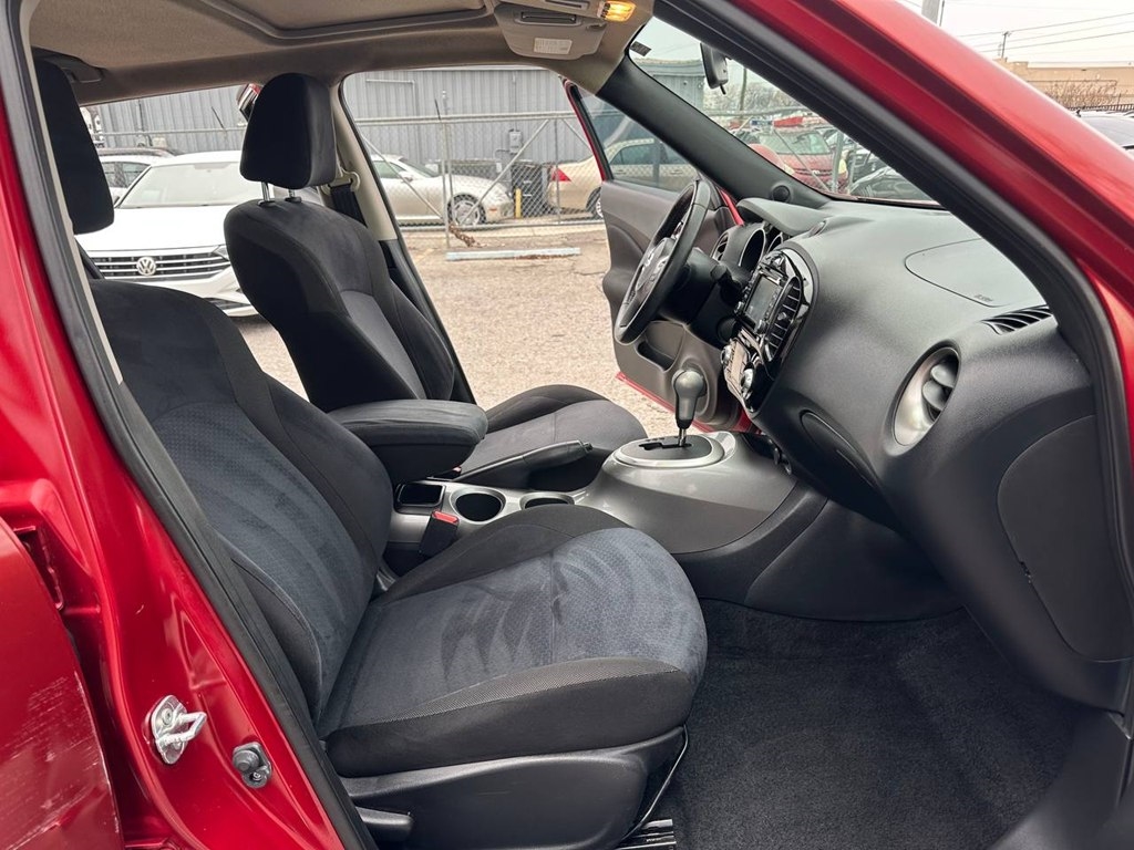 Nissan Juke 5dr Wgn CVT SV FWD 2014