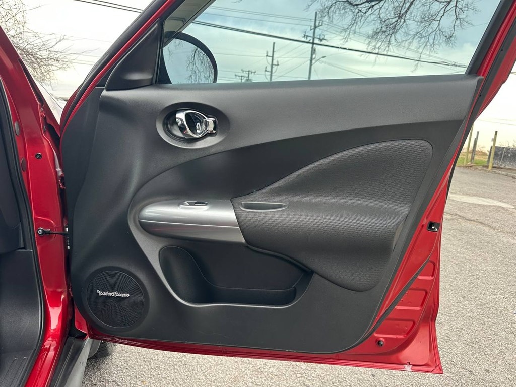 Nissan Juke 5dr Wgn CVT SV FWD 2014