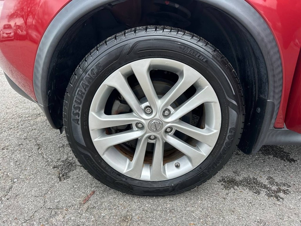 Nissan Juke 5dr Wgn CVT SV FWD 2014