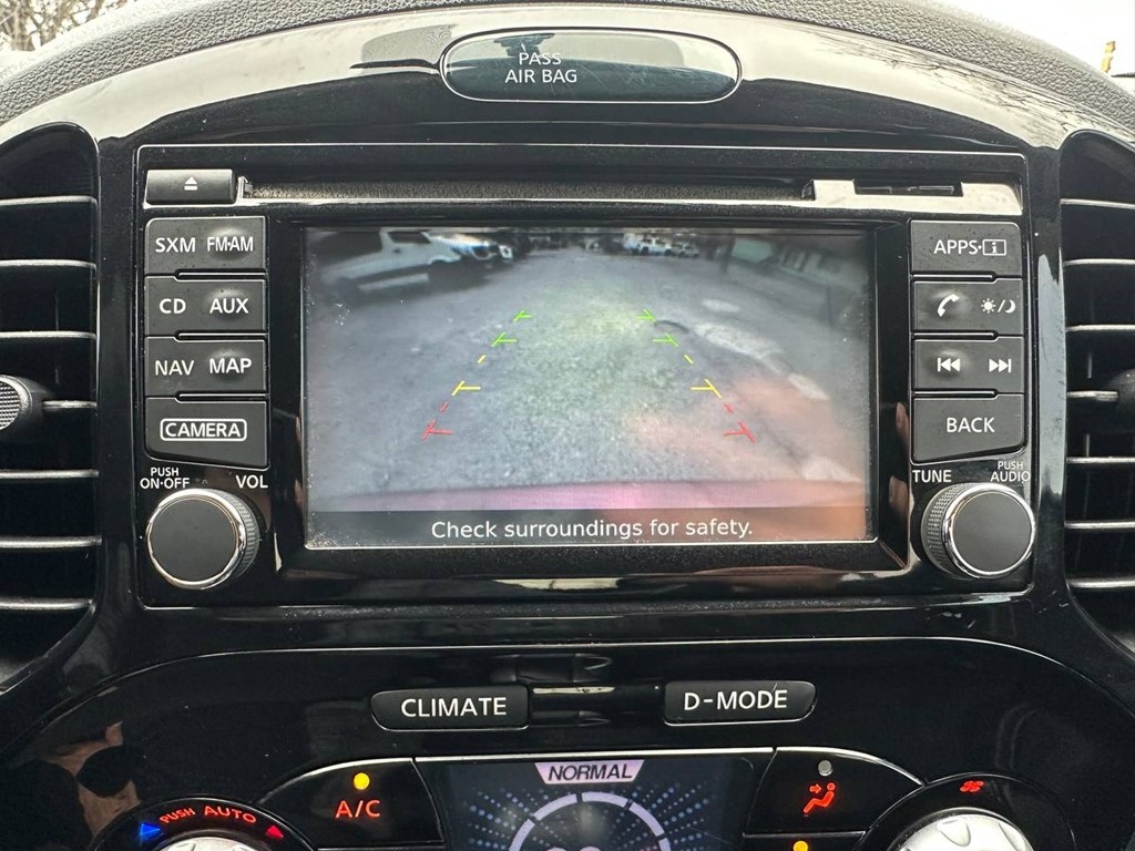 Nissan Juke 5dr Wgn CVT SV FWD 2014