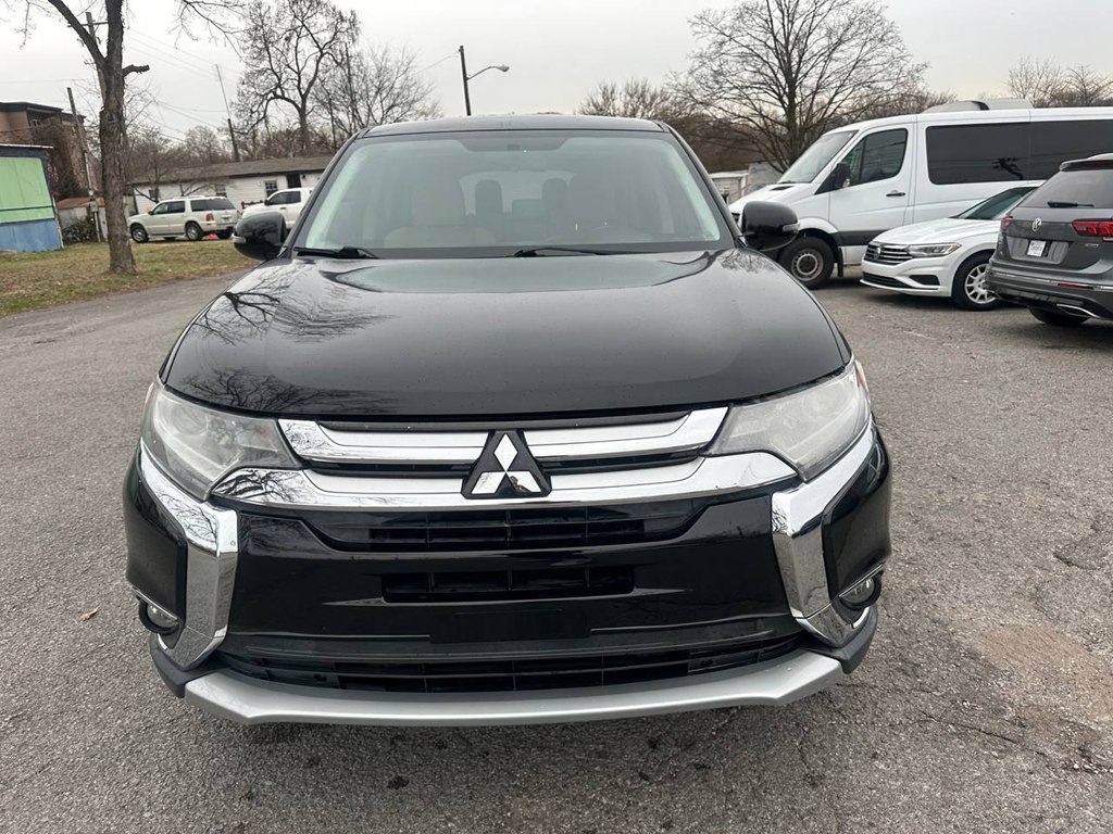 Mitsubishi Outlander SEL FWD 2018