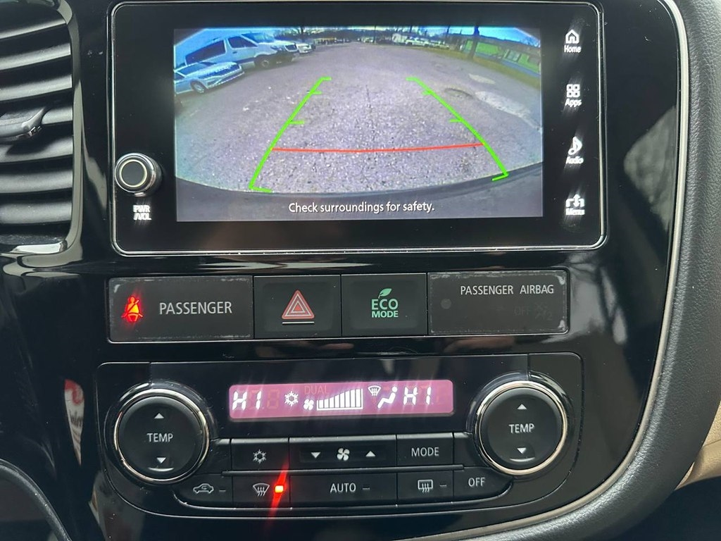 Mitsubishi Outlander SEL FWD 2018