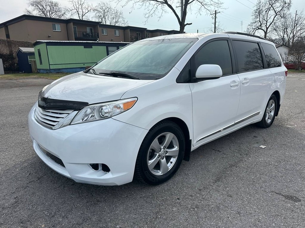 Toyota Sienna 5dr 8-Pass Van LE FWD (Natl) 2015
