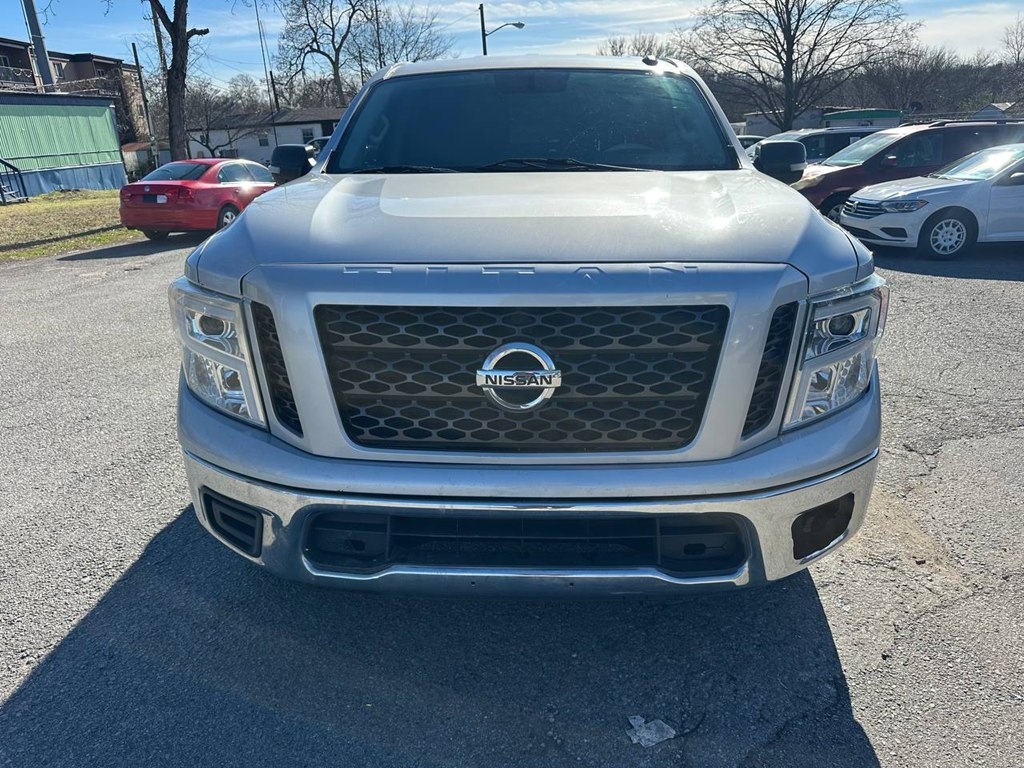 Nissan Titan 4x2 Crew Cab SV 2019