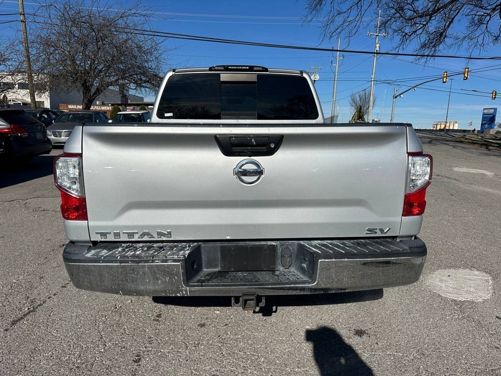 Nissan Titan 4x2 Crew Cab SV 2019