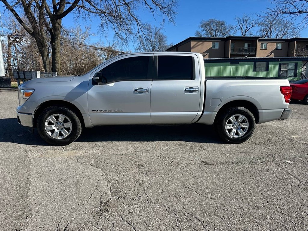 Nissan Titan 4x2 Crew Cab SV 2019