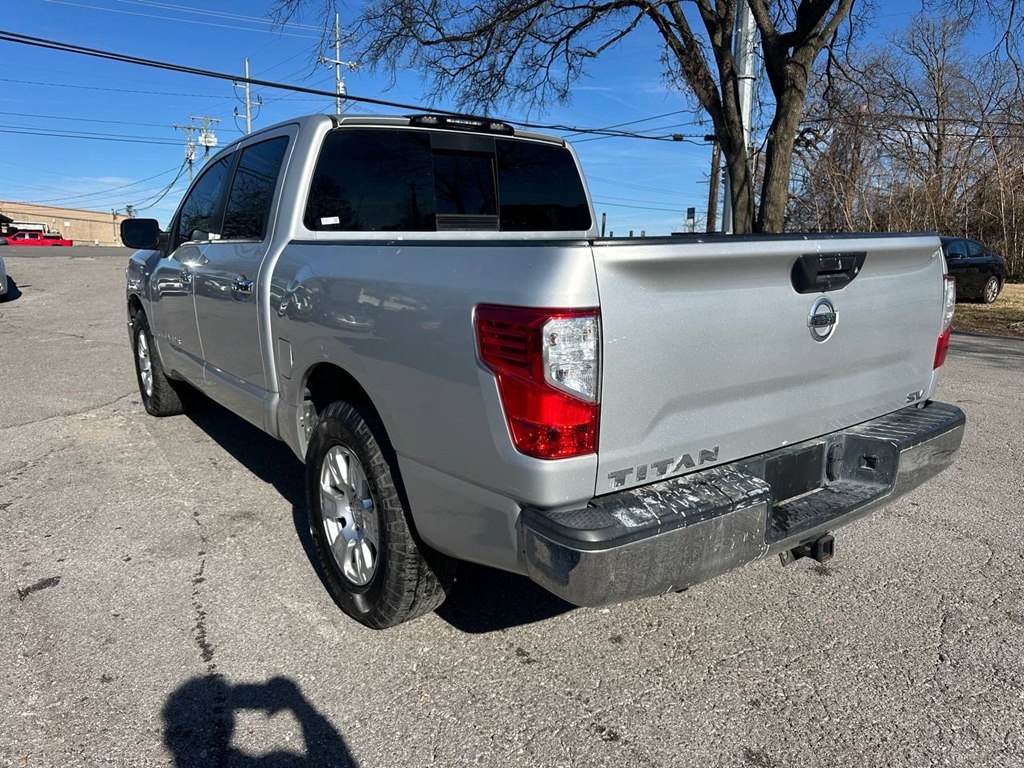 Nissan Titan 4x2 Crew Cab SV 2019