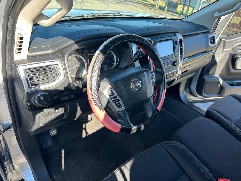 Nissan Titan 4x2 Crew Cab SV 2019