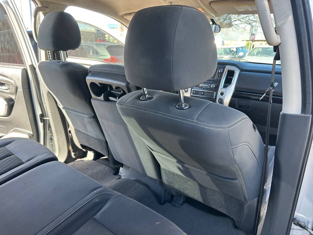 Nissan Titan 4x2 Crew Cab SV 2019