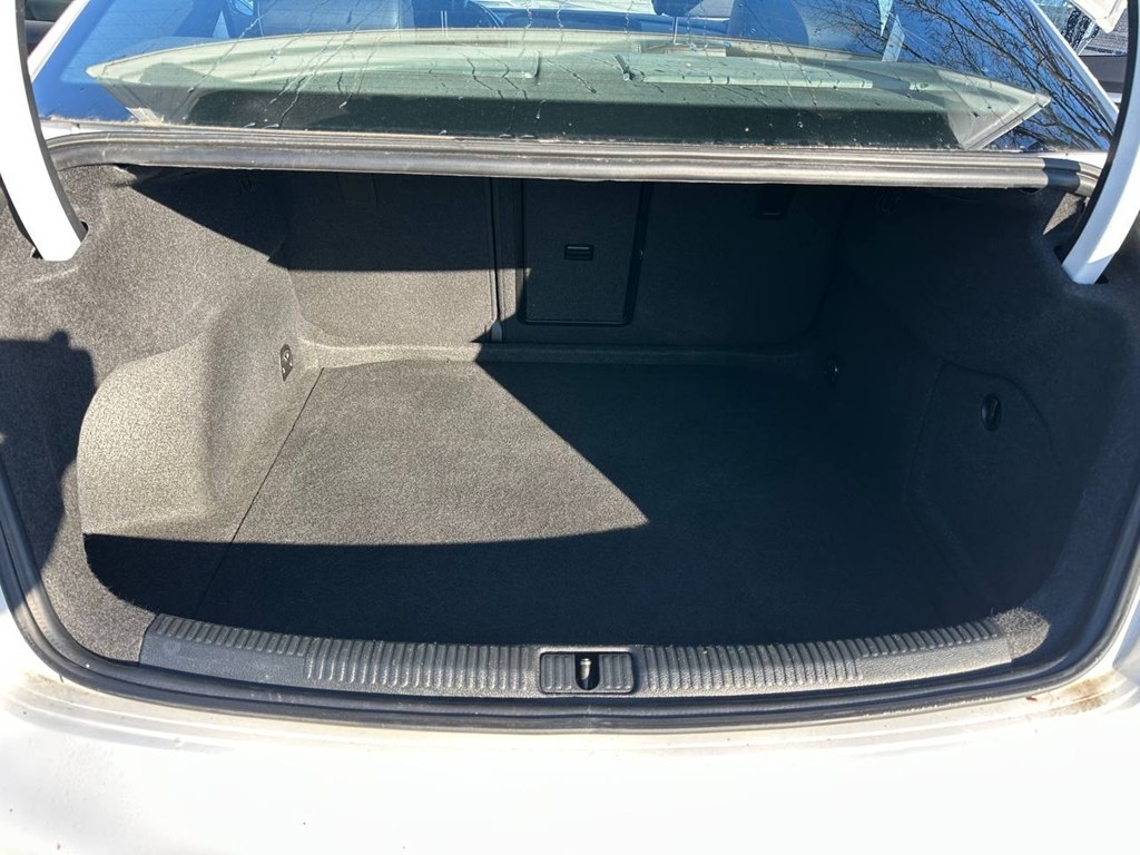 Audi A3 4dr Sdn FWD 1.8T Premium 2016