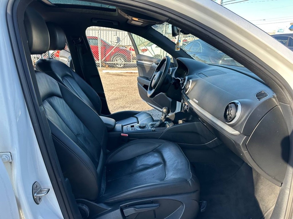 Audi A3 4dr Sdn FWD 1.8T Premium 2016