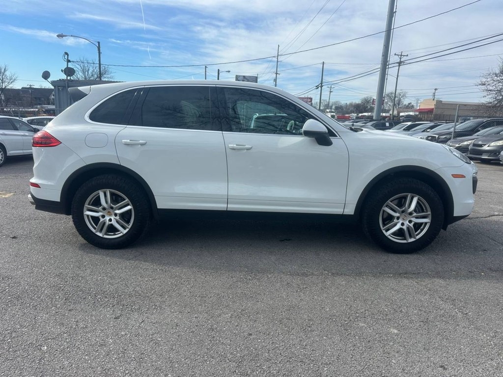 Porsche Cayenne AWD 4dr 2016