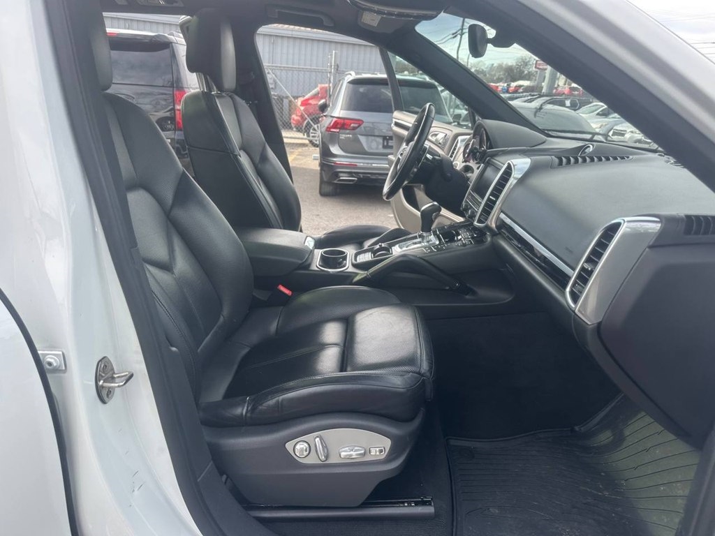 Porsche Cayenne AWD 4dr 2016