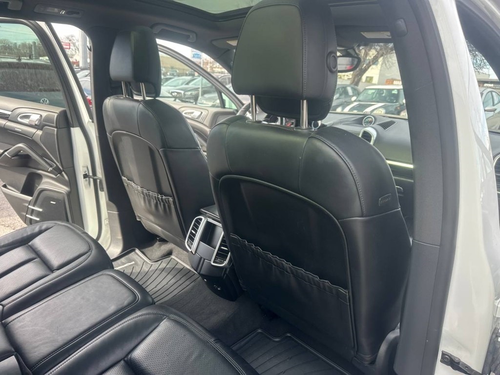 Porsche Cayenne AWD 4dr 2016