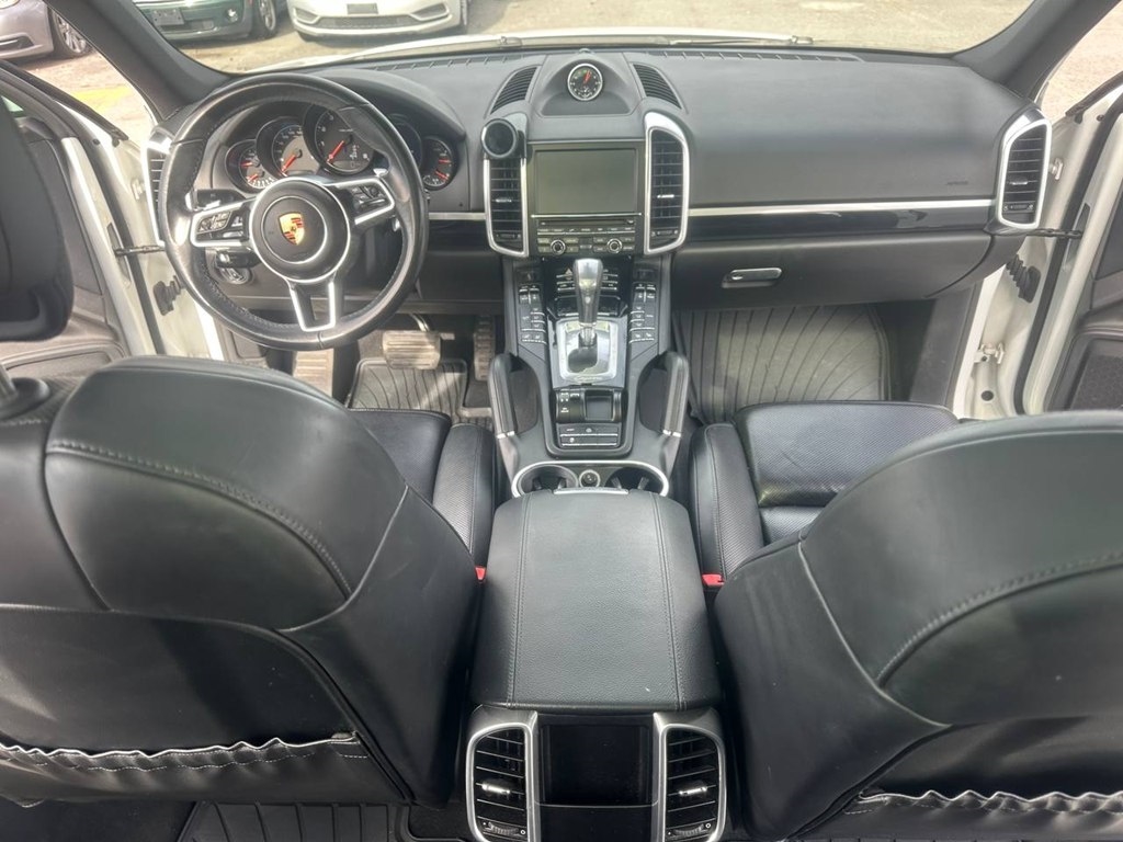 Porsche Cayenne AWD 4dr 2016