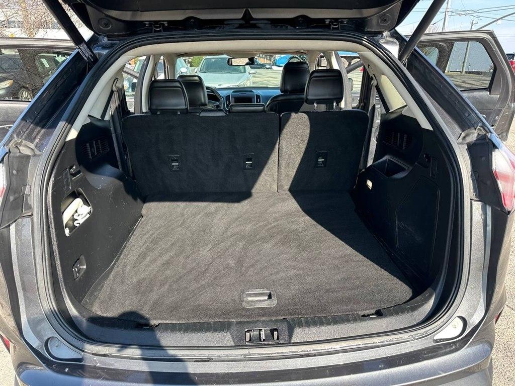 Ford Edge Titanium FWD 2020