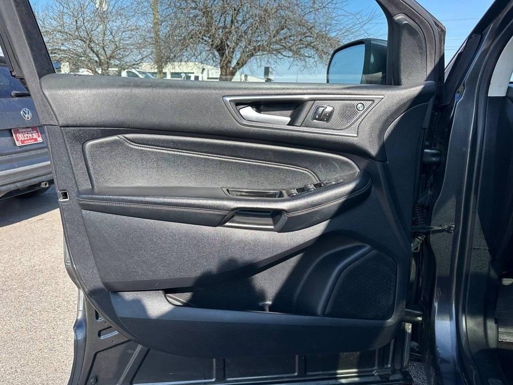 Ford Edge Titanium FWD 2020