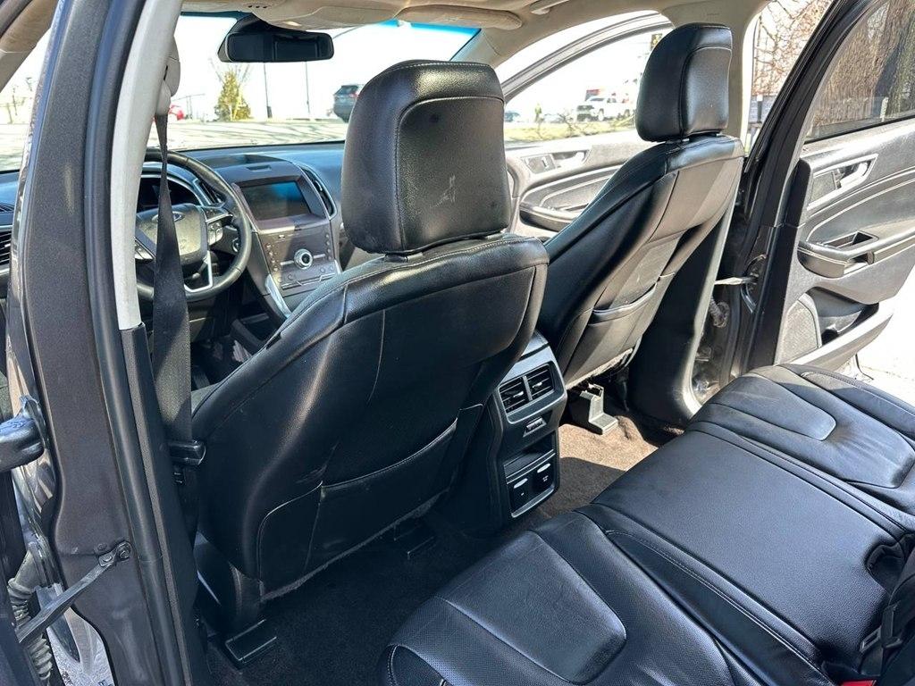 Ford Edge Titanium FWD 2020