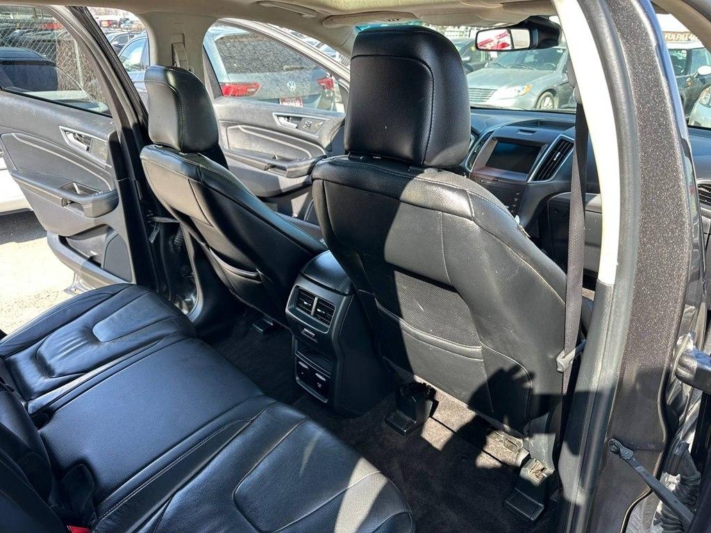 Ford Edge Titanium FWD 2020