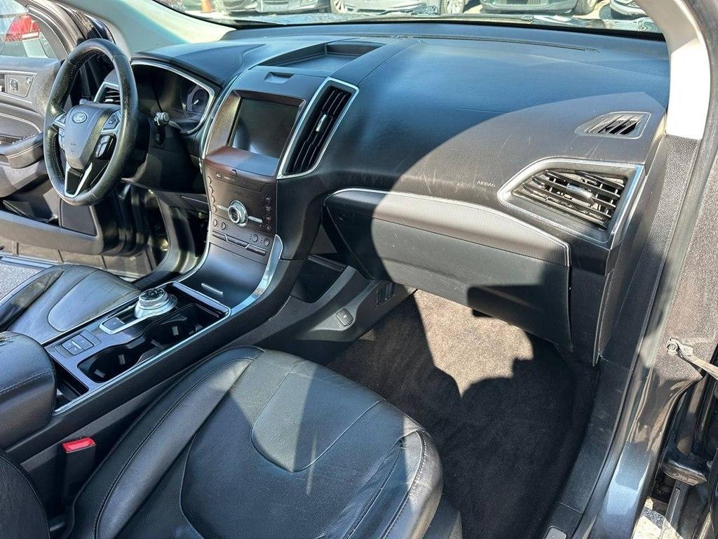 Ford Edge Titanium FWD 2020