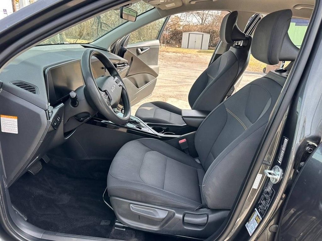 Kia Niro LX FWD 2023