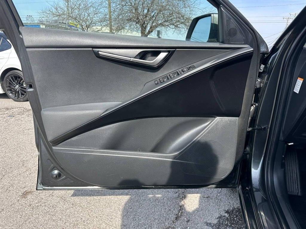 Kia Niro LX FWD 2023