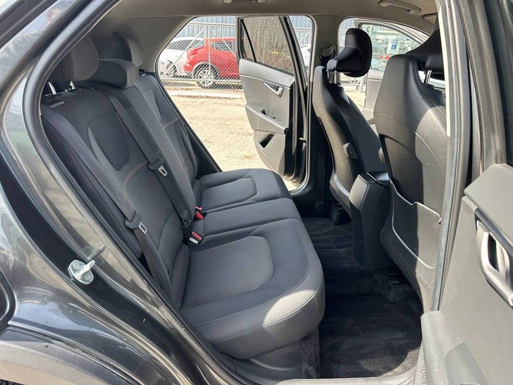 Kia Niro LX FWD 2023