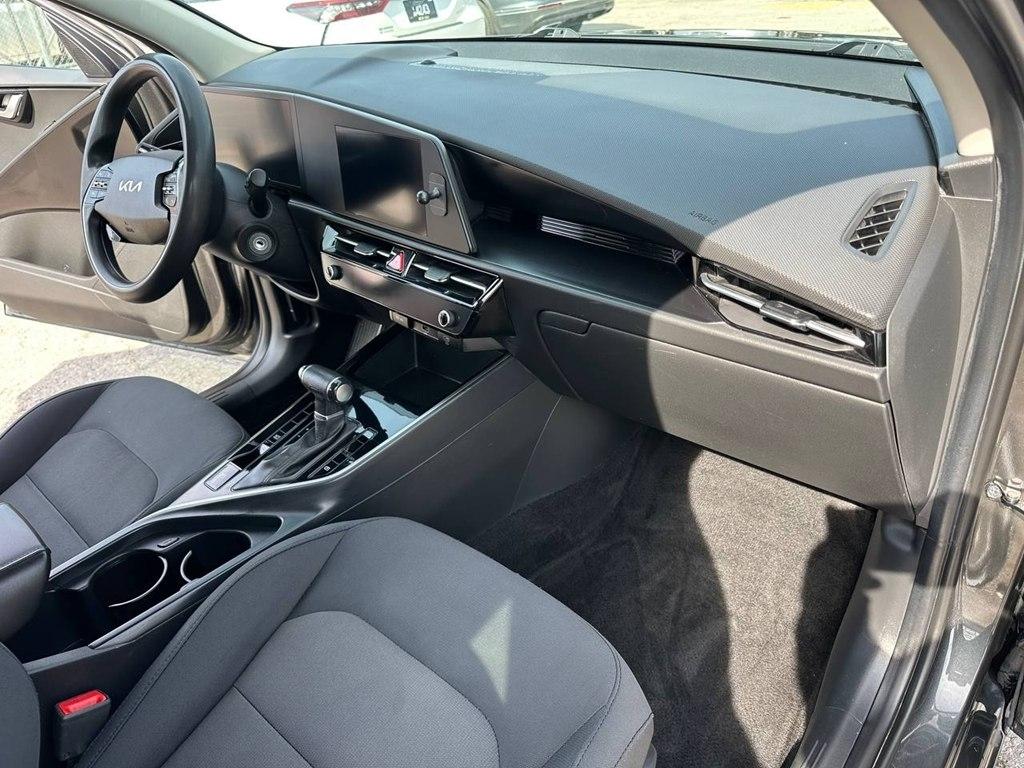 Kia Niro LX FWD 2023