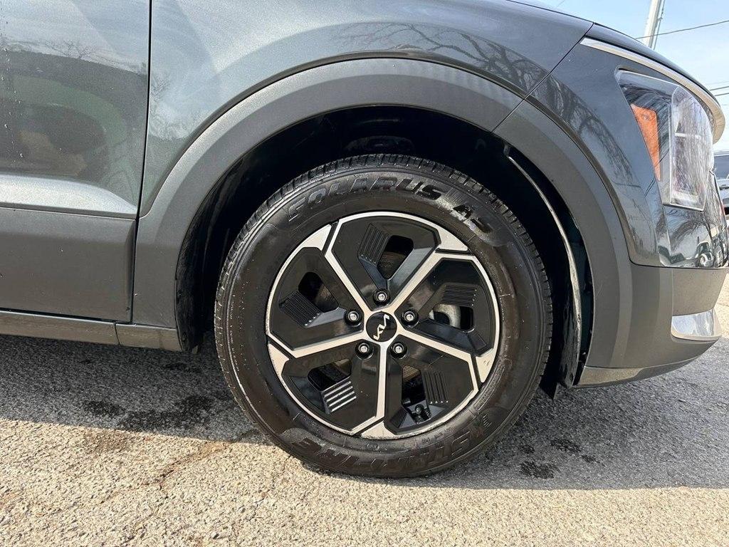 Kia Niro LX FWD 2023