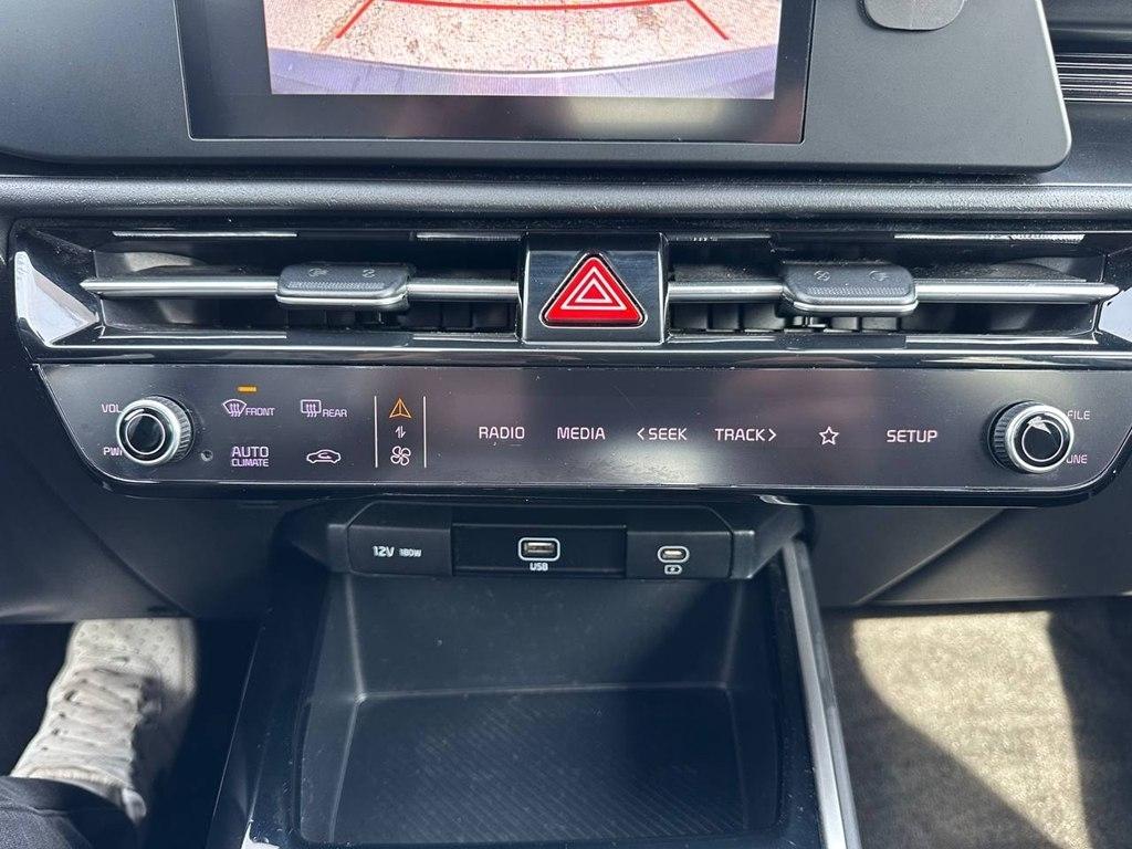 Kia Niro LX FWD 2023