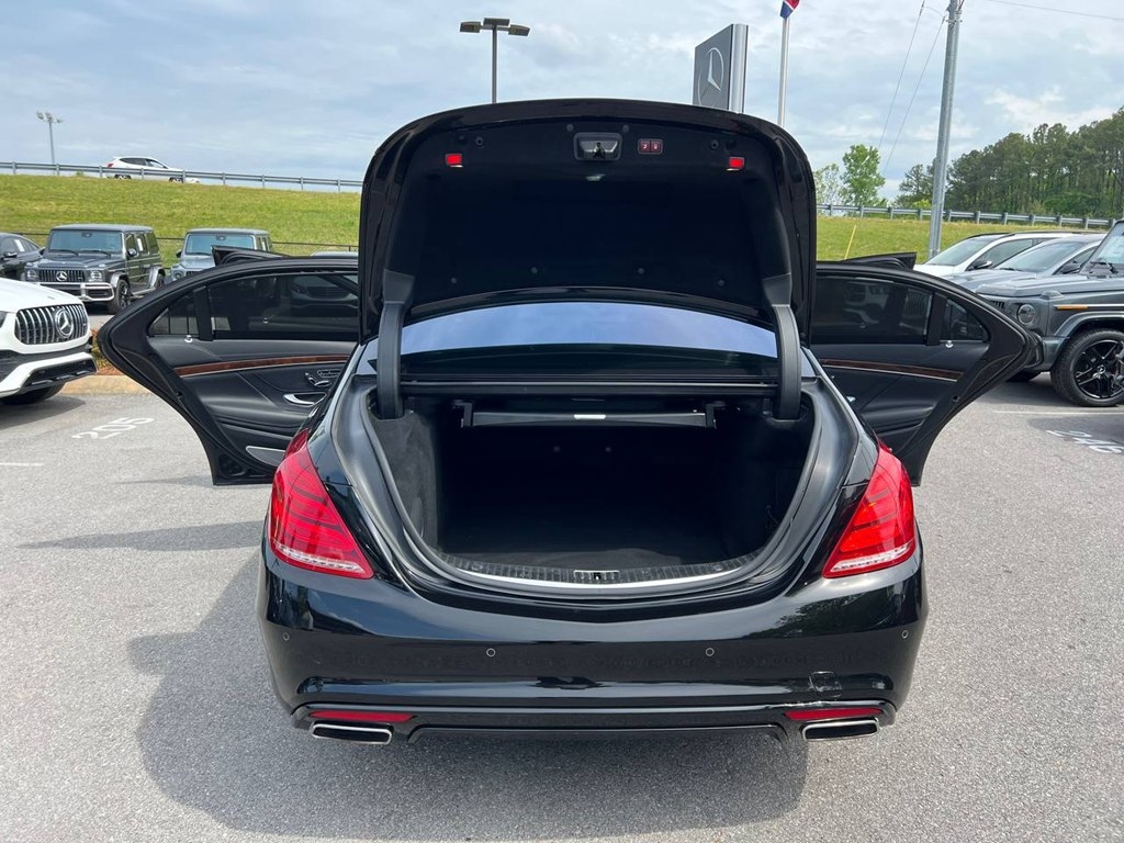 Mercedes-Benz S-Class 4dr Sdn S 550 RWD 2016