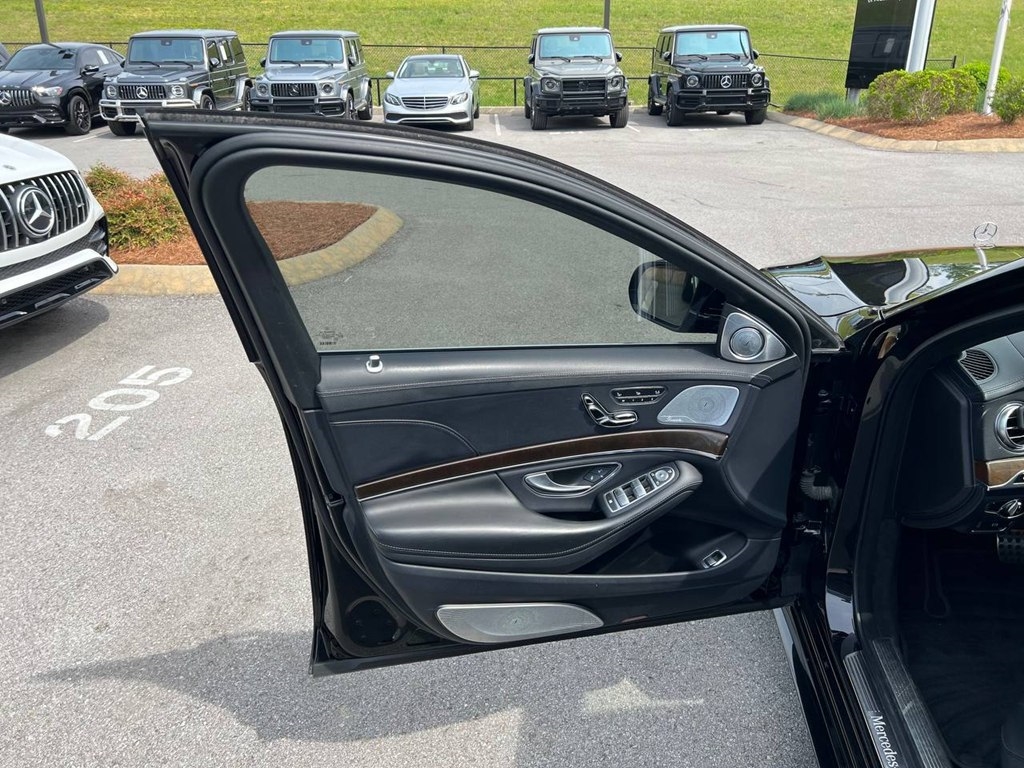 Mercedes-Benz S-Class 4dr Sdn S 550 RWD 2016