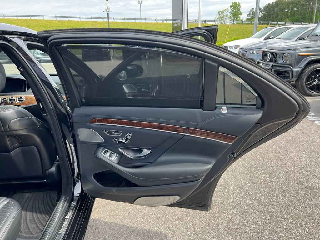 Mercedes-Benz S-Class 4dr Sdn S 550 RWD 2016