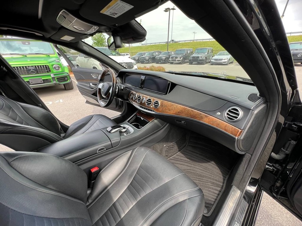 Mercedes-Benz S-Class 4dr Sdn S 550 RWD 2016