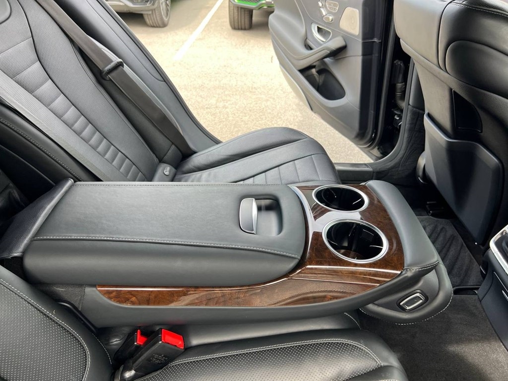 Mercedes-Benz S-Class 4dr Sdn S 550 RWD 2016