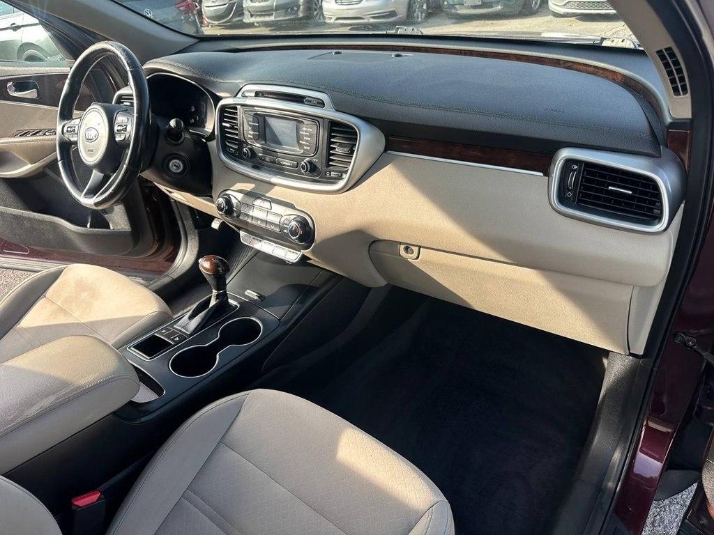 Kia Sorento FWD 4dr 2.4L LX 2016